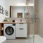 Beautiful With Balcony By Renters Апартаменты Познань