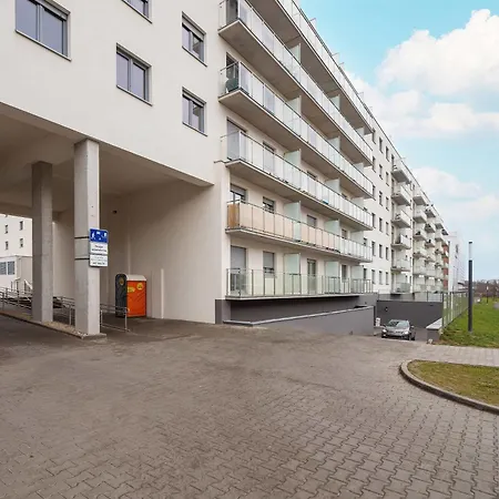 Appartement Beautiful With Balcony By Renters