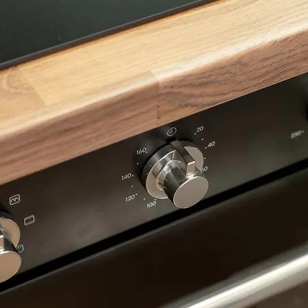 Beautiful With Balcony By Renters Poznań