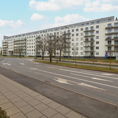 Beautiful With Balcony By Renters Poznan